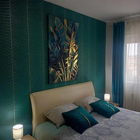 Ema Lux - Zgrada Panorama & Free Parking - Kod Parka Banjica Apartment